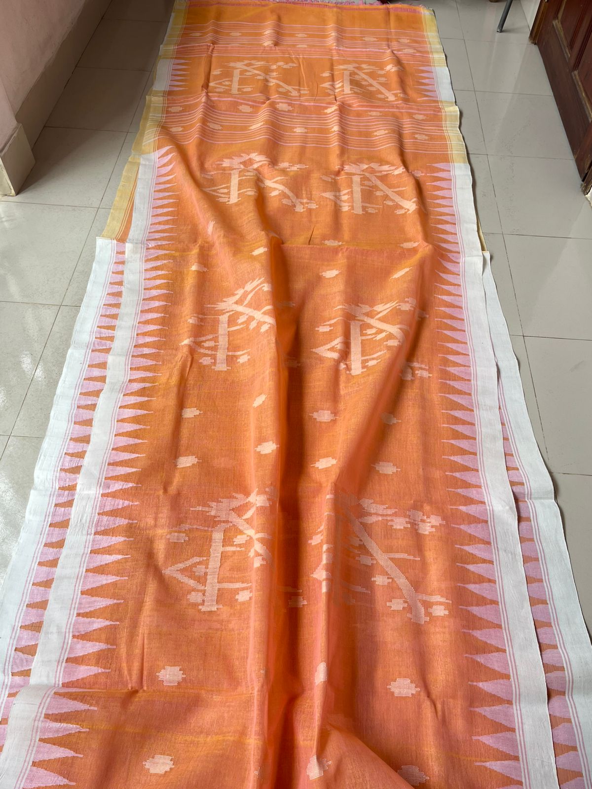 হাতের তৈরি অরিজিনাল মনিপুরী শাড়ি Cod - 3601